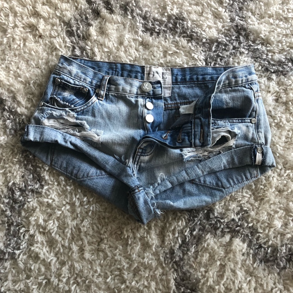 One Teaspoon shorts 💕👑